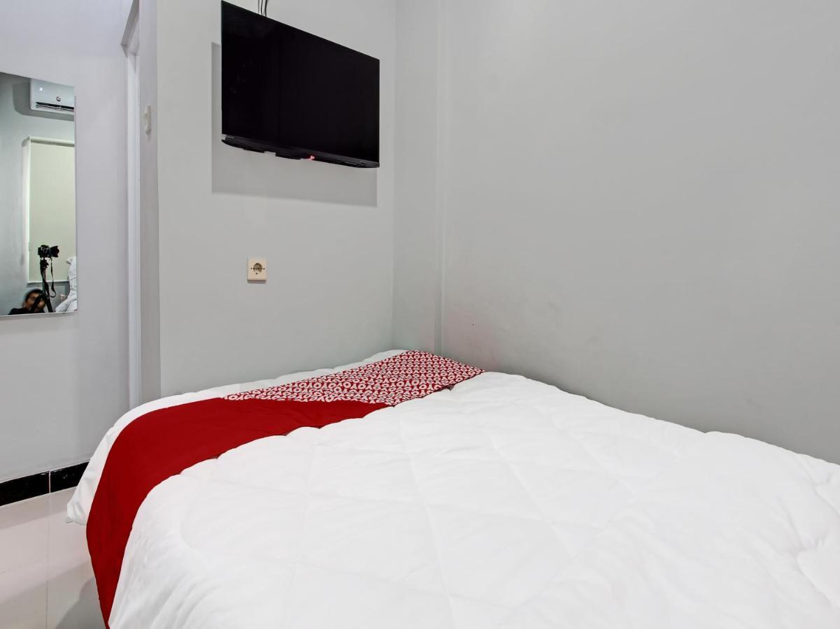 Oyo 91686 Triple S Hotel Malioboro Jogyakarta Zewnętrze zdjęcie